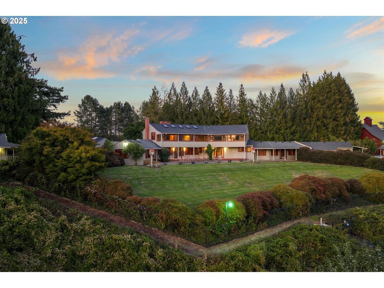 Listing photo 1 of 6