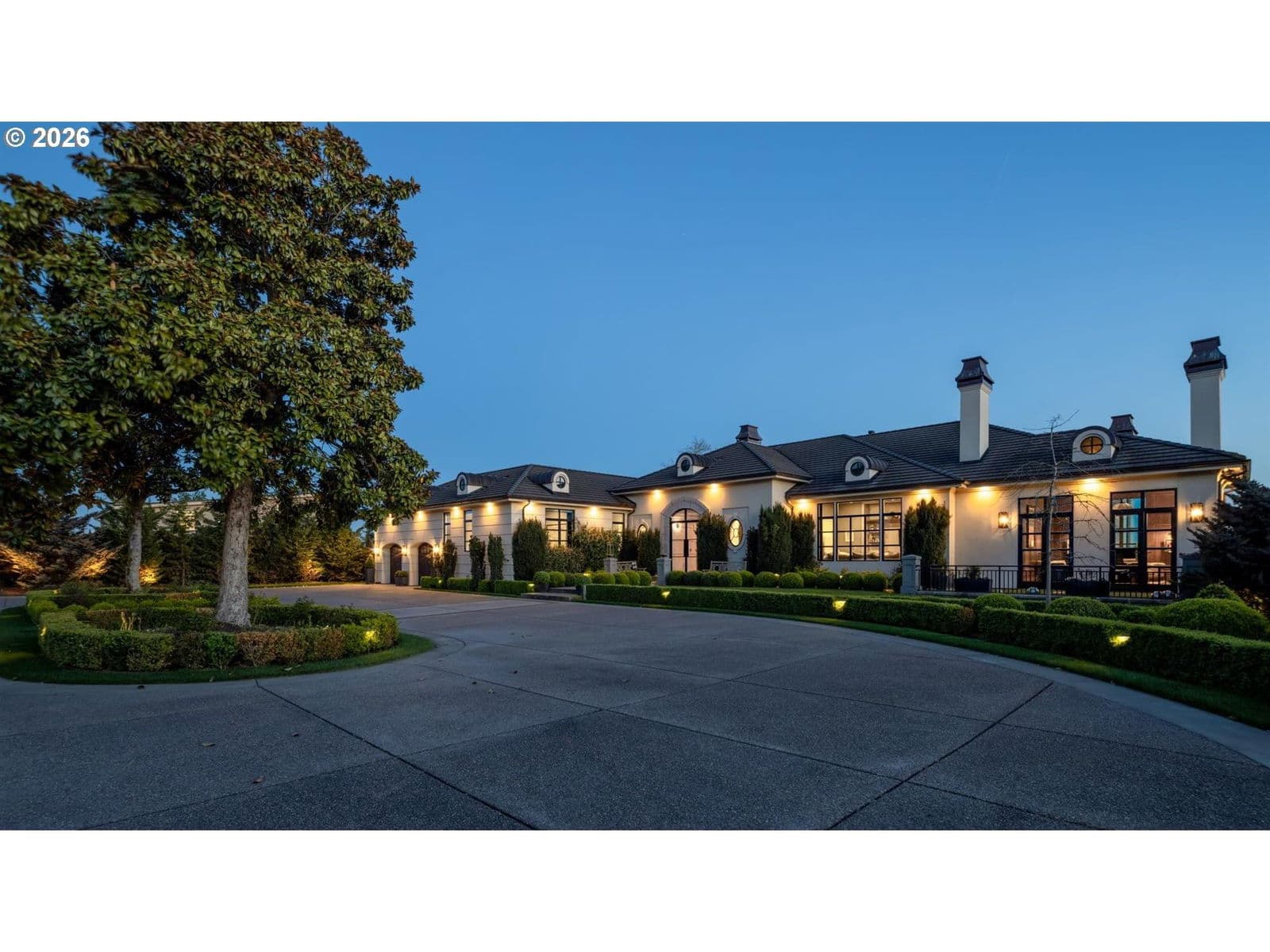 Listing photo 1 of 6