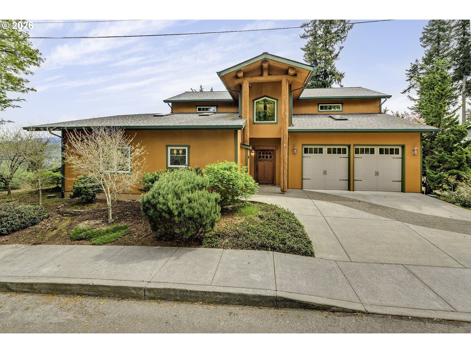 Listing photo 1 of 6