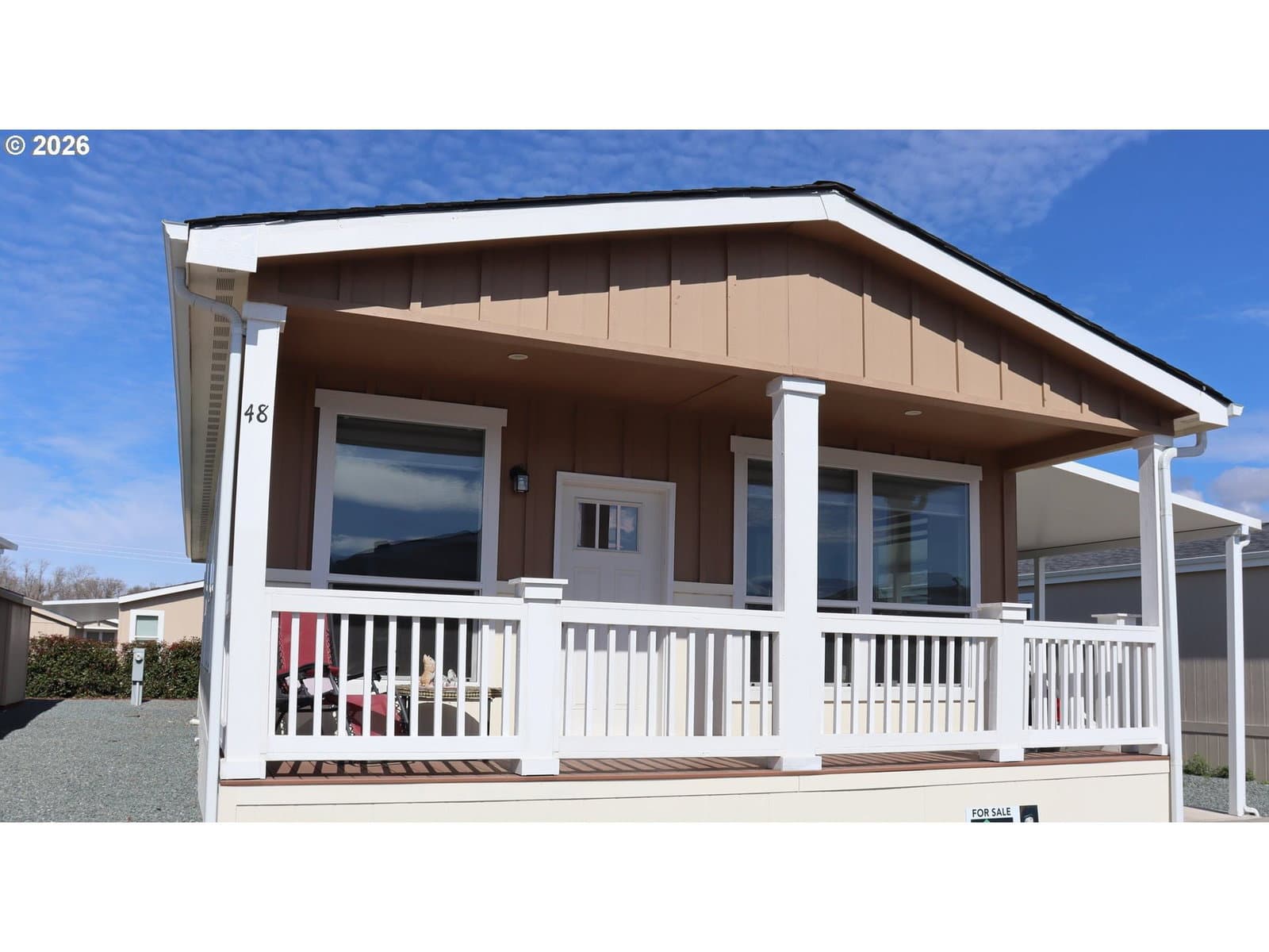 Listing photo 1 of 6