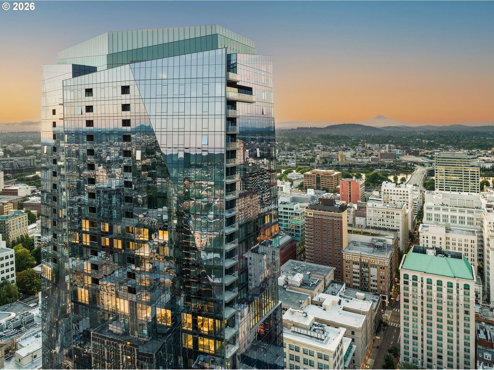 Listing photo 1 of 6