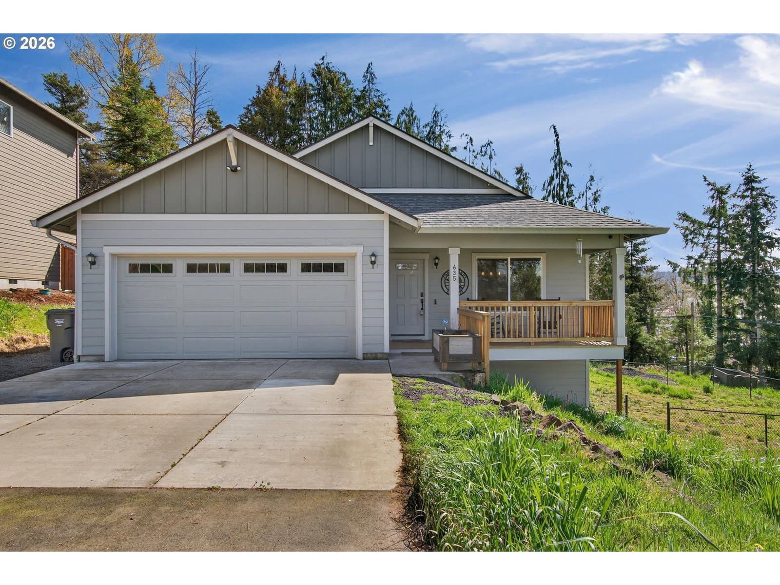 Listing photo 1 of 6