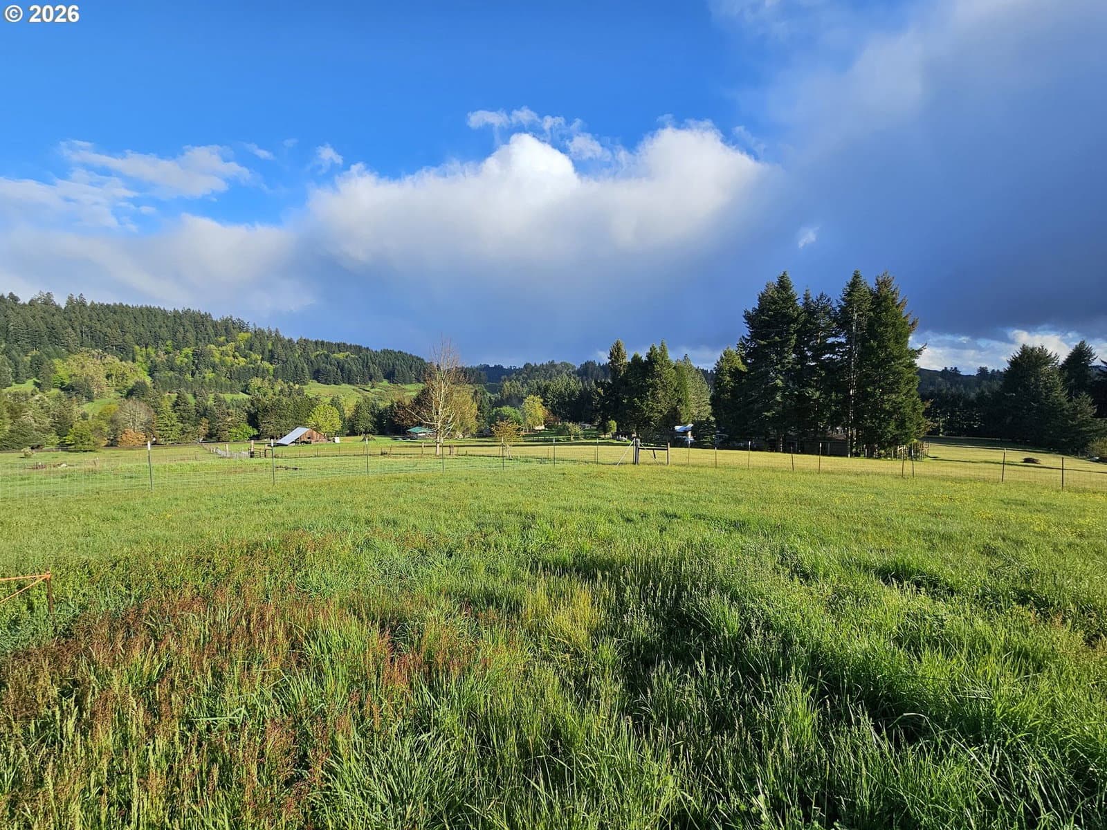 Listing photo 1 of 6