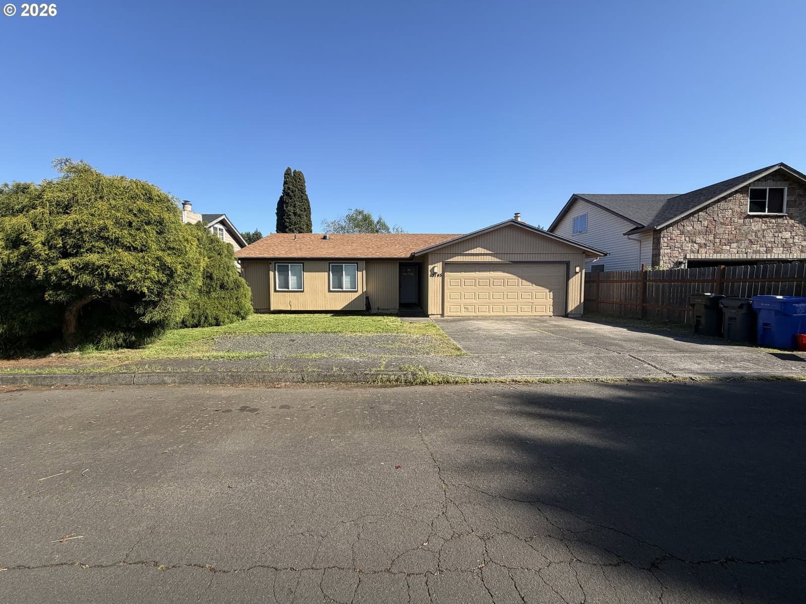 Listing photo 1 of 6