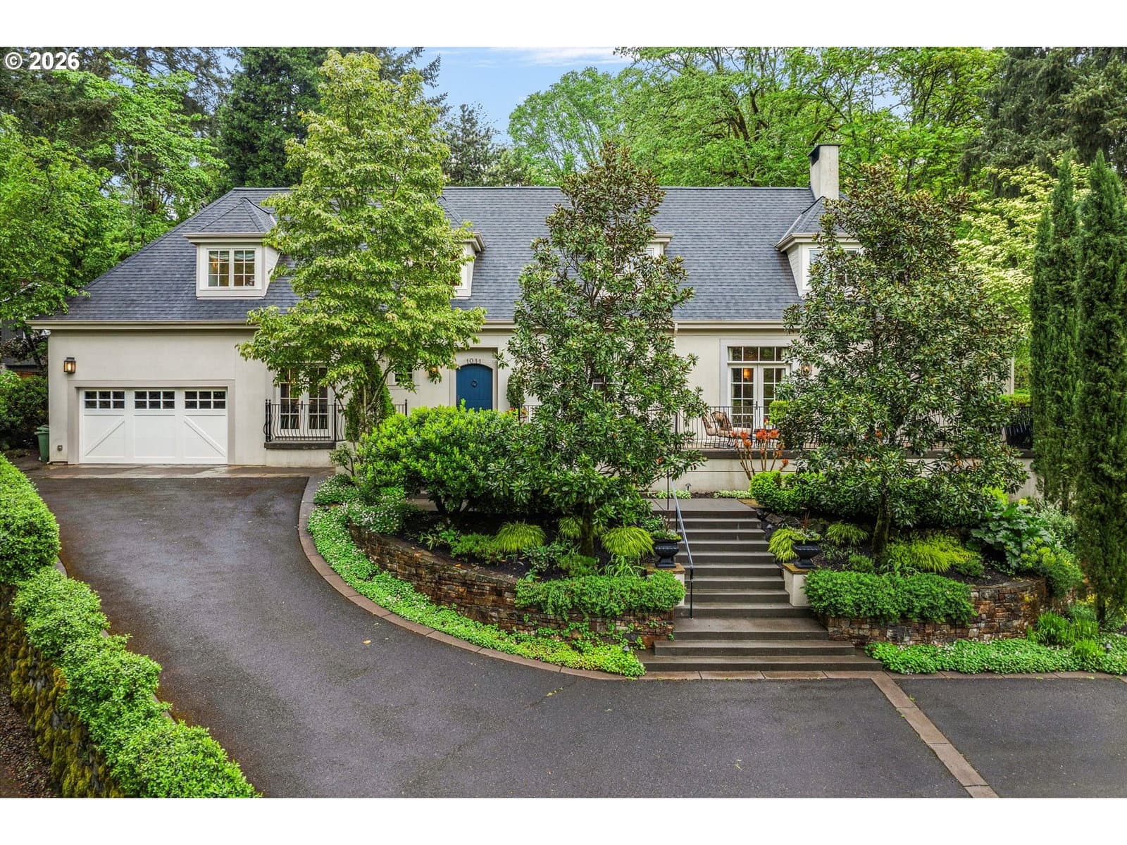 Listing photo 1 of 6