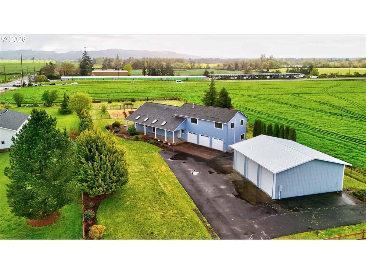 Listing photo 1 of 6