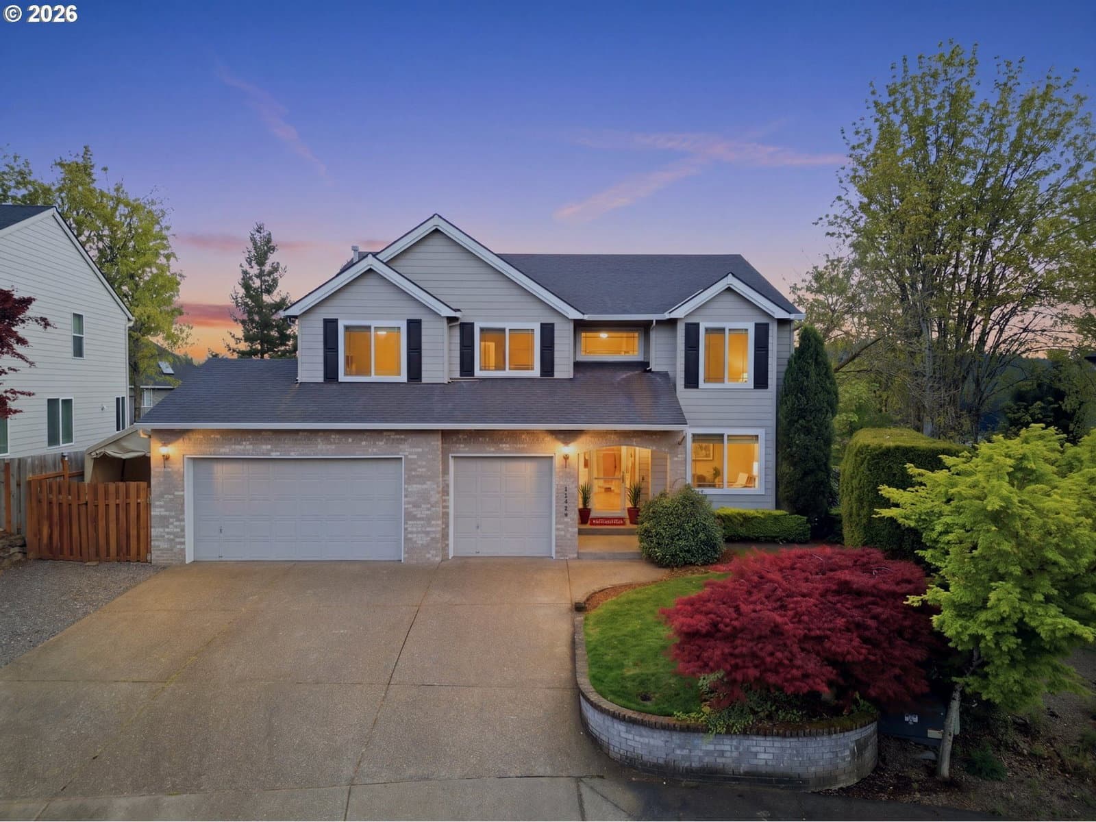 Listing photo 1 of 6