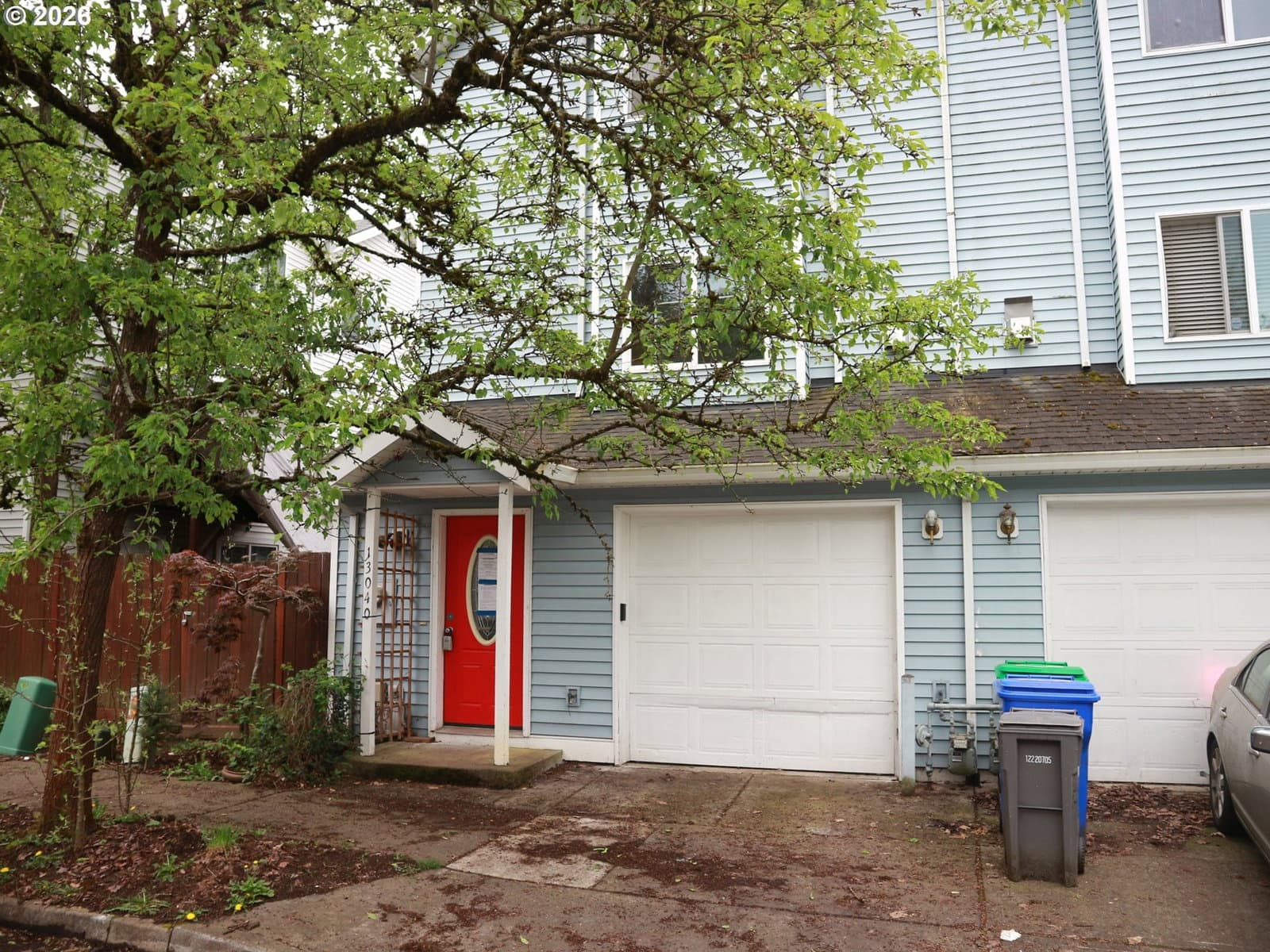 Listing photo 1 of 6