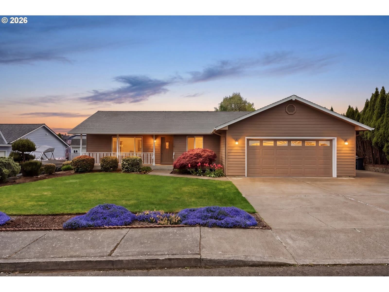 Listing photo 1 of 6