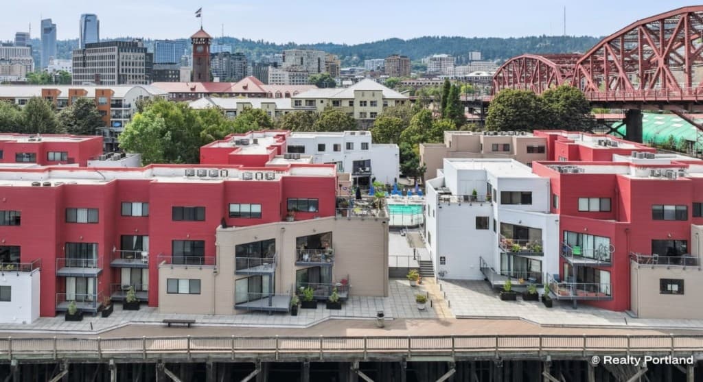 McCormick Pier Condominium